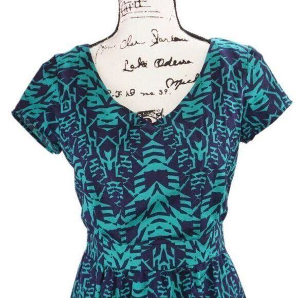 Lily Rose Short Sleeve Aztec Print Midi Flair, Small - Picture 2 of 5